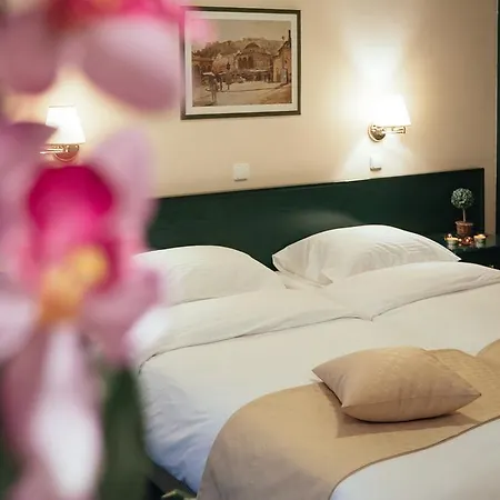 Hotel Ignatia 3*